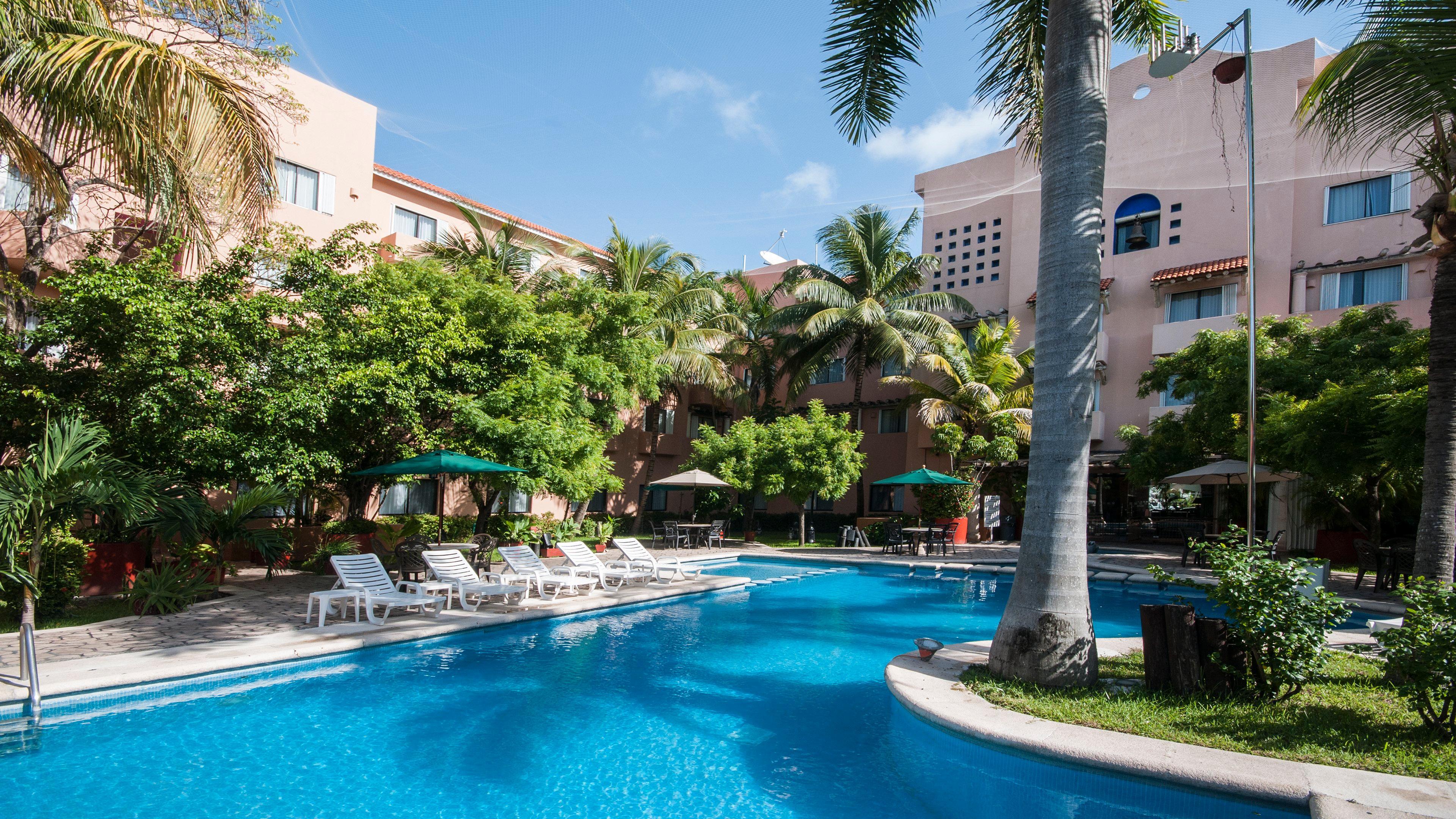 Holiday Inn Ciudad Del Carmen, an IHG Hotel Buitenkant foto