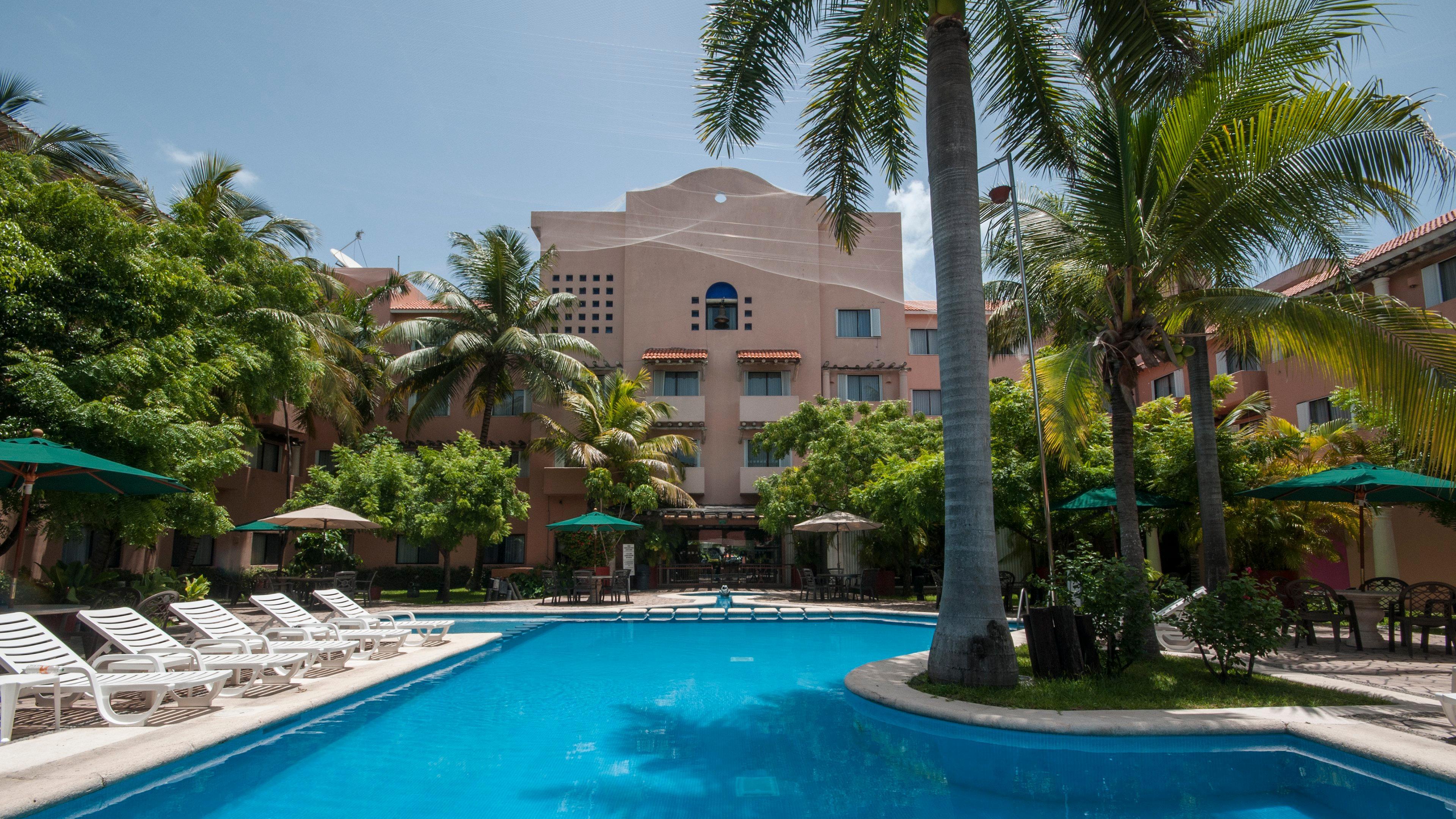 Holiday Inn Ciudad Del Carmen, an IHG Hotel Buitenkant foto