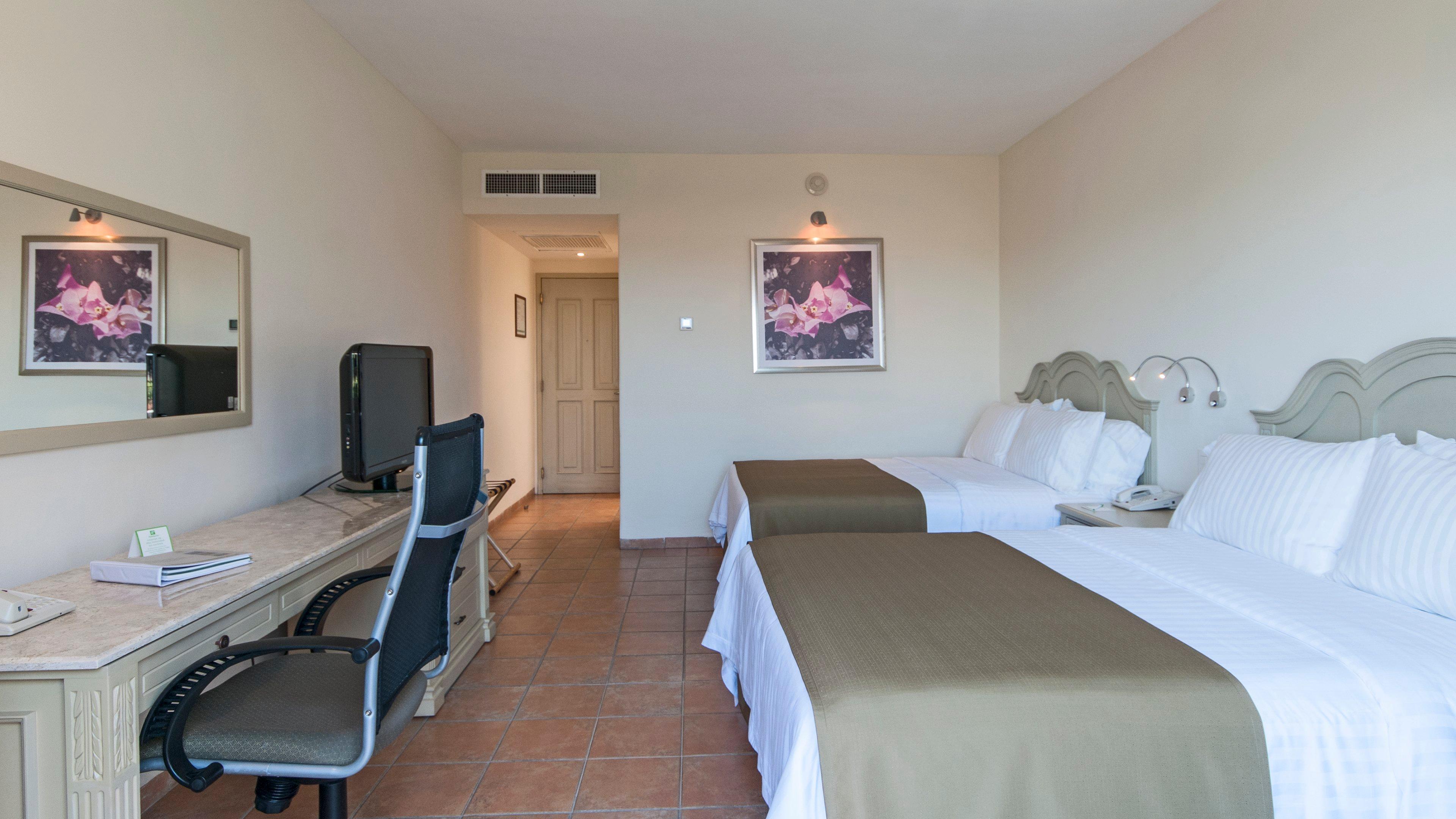 Holiday Inn Ciudad Del Carmen, an IHG Hotel Buitenkant foto