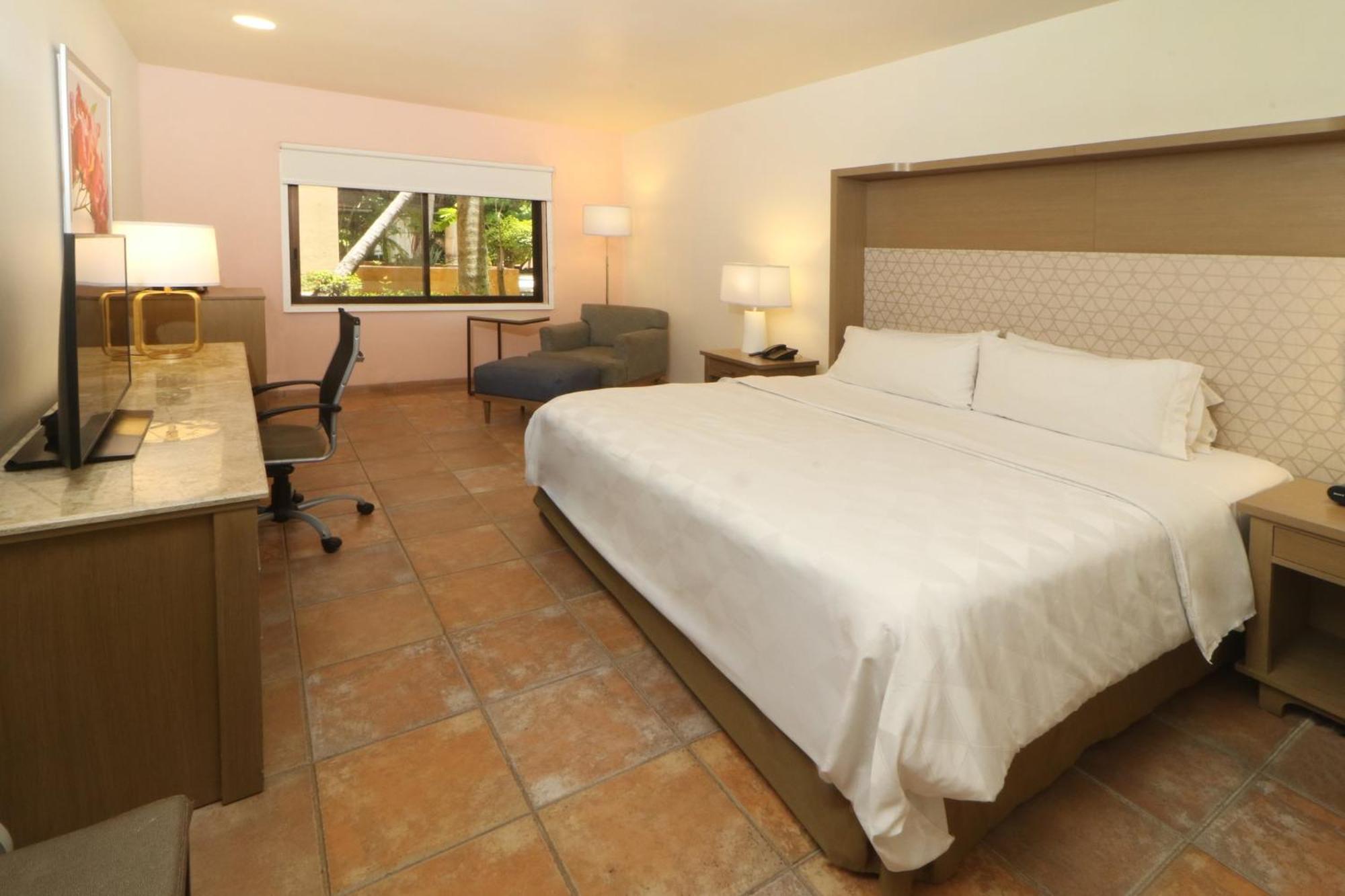 Holiday Inn Ciudad Del Carmen, an IHG Hotel Buitenkant foto